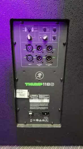 Mackie - THUMP118S 2